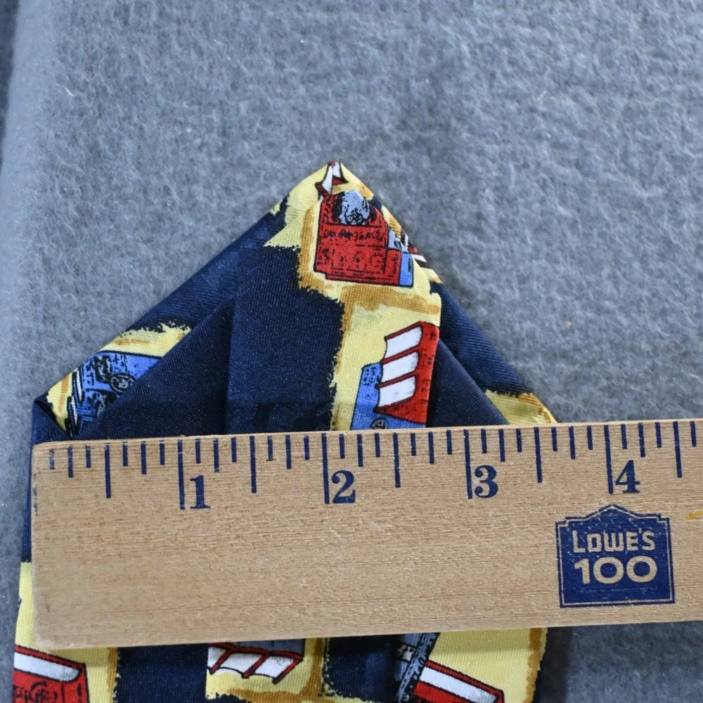 Leonardo Mens Bookshelf Print Library Necktie OS Navy Blue Yellow Red